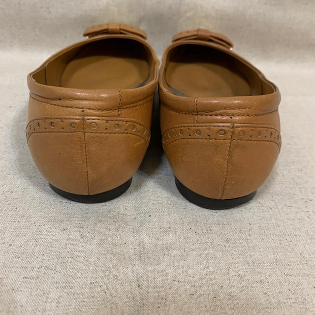 DIANA(ダイアナ)のダイアナペタンコパンプス　キャメル色　21.5㎝ レディースの靴/シューズ(ハイヒール/パンプス)の商品写真