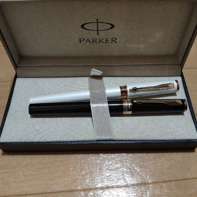 Parker(パーカー)のPARKER パーカー 5th インジェニュイティ ブラックGT　ホワイトパール インテリア/住まい/日用品の文房具(ペン/マーカー)の商品写真