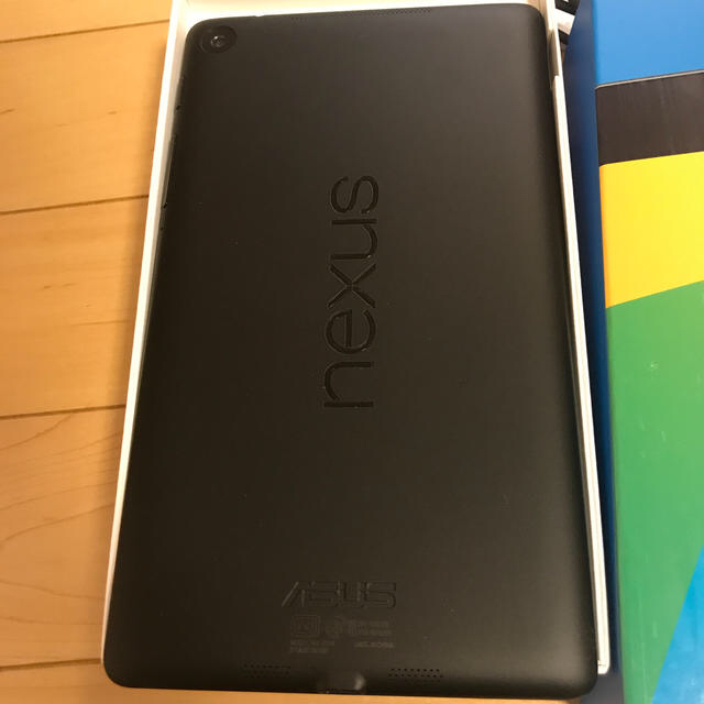 NEXUS7(ネクサス7)のNexus7 2013年Wi-Fiモデル スマホ/家電/カメラのPC/タブレット(タブレット)の商品写真