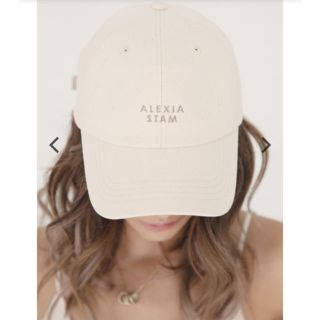 アリシアスタン(ALEXIA STAM)のSeparated Logo Cap Ivory(キャップ)