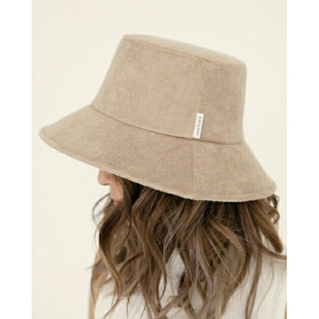 ALEXIA STAM(アリシアスタン)の【新品】ALEXIASTAM TerryClothBucketHat ベージュ レディースの帽子(ハット)の商品写真