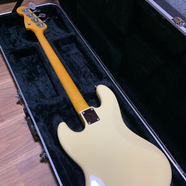 Fender(フェンダー)のFender フェンダージャパン ジャズベース 社外ハードケース付 楽器のベース(エレキベース)の商品写真