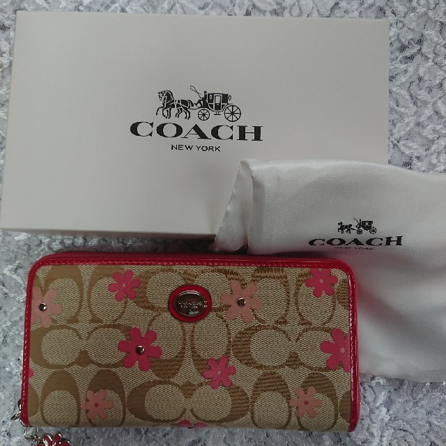 COACH(コーチ)のCOACH デイジー フローラル 長財布 コーチ レディースのファッション小物(財布)の商品写真