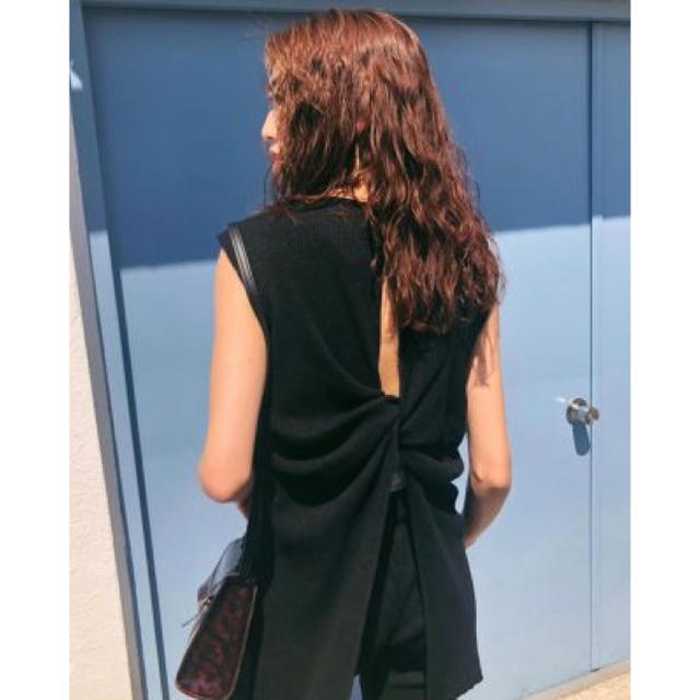 moussy(マウジー)のMOUSSY バックオープンリブトップス レディースのトップス(カットソー(半袖/袖なし))の商品写真