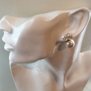 キャッチパールピアス(ピアス)