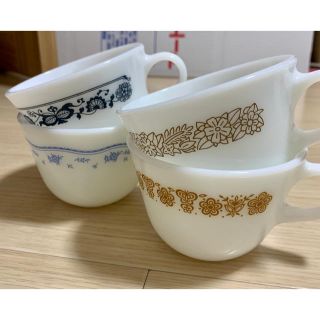 パイレックス(Pyrex)のPyrex, Corningカップ4個セット(グラス/カップ)