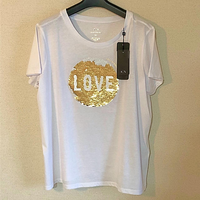 ARMANI EXCHANGE(アルマーニエクスチェンジ)の新品A|Xアルマーニ エクスチェンジ　スパンコール LOVE ロゴ 半袖Ｔシャツ レディースのトップス(Tシャツ(半袖/袖なし))の商品写真