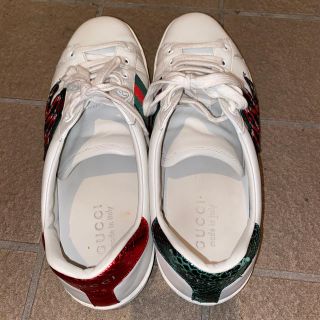 グッチ(Gucci)のGUCCI 靴　蛇(値下げしました)(スニーカー)