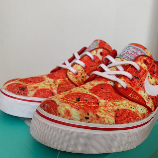 nike janoski pizza