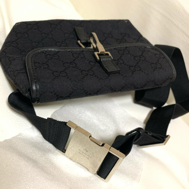 Gucci(グッチ)のGUCCI  ウエストポーチ　ボディバッグ  92543 レディースのバッグ(ボディバッグ/ウエストポーチ)の商品写真