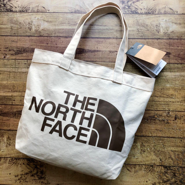 THE NORTH FACE(ザノースフェイス)の新品 ノースフェイス コットン ロゴ トートバッグ レディースのバッグ(トートバッグ)の商品写真