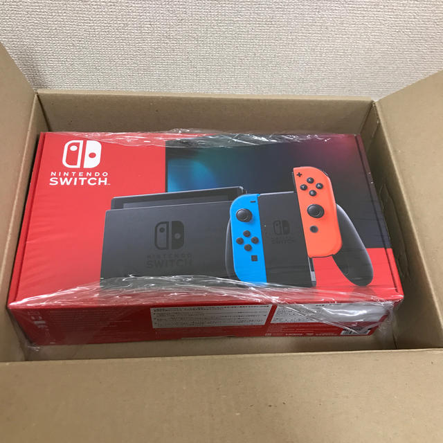 NINTENDO SWITCH 本体　新品未使用