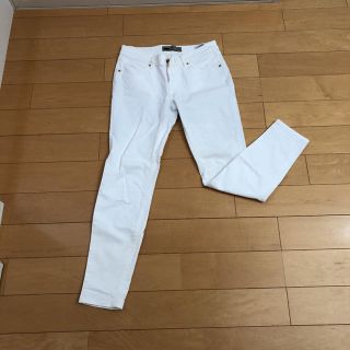 リーバイス(Levi's)のリーバイスホワイトジーンズ　レディース(デニム/ジーンズ)