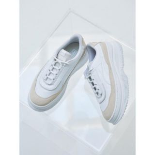 プーマ(PUMA)のあやな様専用 PUMA×emmi  DEVA Wn’s emmi 24cm(スニーカー)