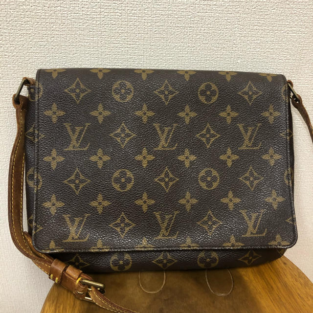 ルイヴィトン ショルダーバッグ ミュゼットタンゴ モノグラム 美品