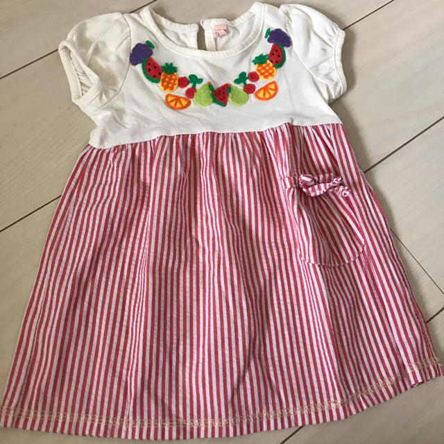 フルーツワンピ90 キッズ/ベビー/マタニティのキッズ服女の子用(90cm~)(ワンピース)の商品写真