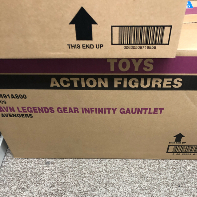 ハスブロ社 箱付 アベンジャーズインフィニティガントレット ハスブロ社 箱付 アベンジャーズインフィニティガントレット