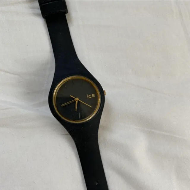 ice watch(アイスウォッチ)のicewatch ブラック+ゴールド レディースのファッション小物(腕時計)の商品写真