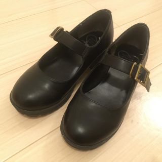 フィント(F i.n.t)の【着用少】ベルトストラップシューズ⭐︎黒⭐︎スムース⭐︎ブラック⭐︎厚底(ハイヒール/パンプス)