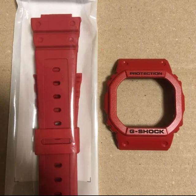 G-SHOCK(ジーショック)のDW-5600 E ベルベゼ ベルト ベゼル メンズの時計(腕時計(デジタル))の商品写真