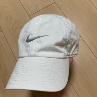 ナイキ(NIKE)のNIKE キャップ白(キャップ)