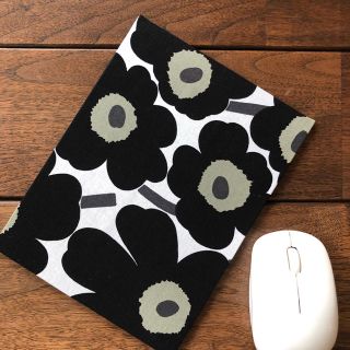 マリメッコ(marimekko)のハンドメイド　マウスパッド　北欧　文具　生地(その他)