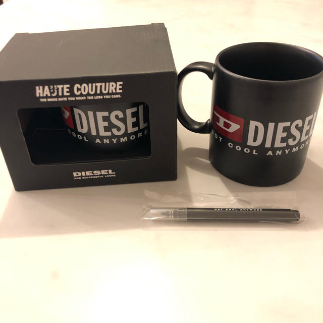 DIESEL(ディーゼル)のディーゼル　新品　マグカップ インテリア/住まい/日用品のキッチン/食器(グラス/カップ)の商品写真