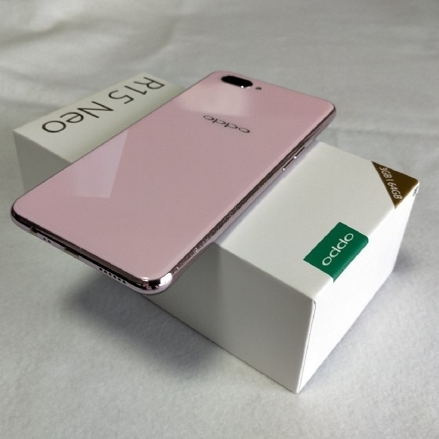 ANDROID(アンドロイド)の【美品!】OPPO R15 NEO SIMフリー3GB 64GB スマホ/家電/カメラのスマートフォン/携帯電話(携帯電話本体)の商品写真