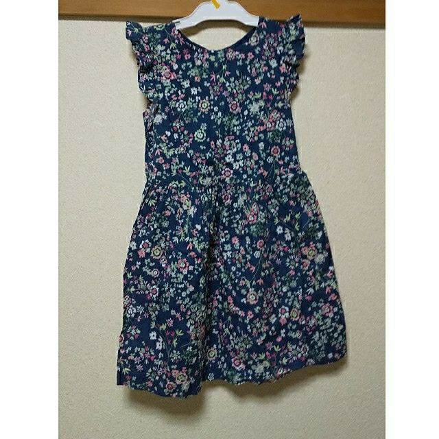 GAP(ギャップ)の夏用ワンピース キッズ/ベビー/マタニティのキッズ服女の子用(90cm~)(ワンピース)の商品写真