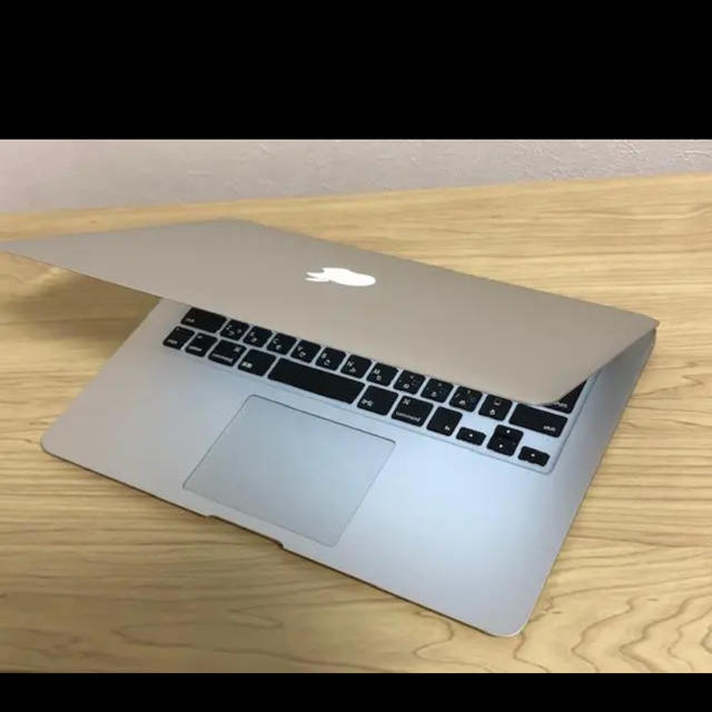 MacBook Air 2017 マックブック　Apple アップル 3