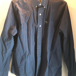 アバクロンビーアンドフィッチ(Abercrombie&Fitch)のアバクロ シャツ長袖 紺色 Sサイズ 洗濯済(シャツ)
