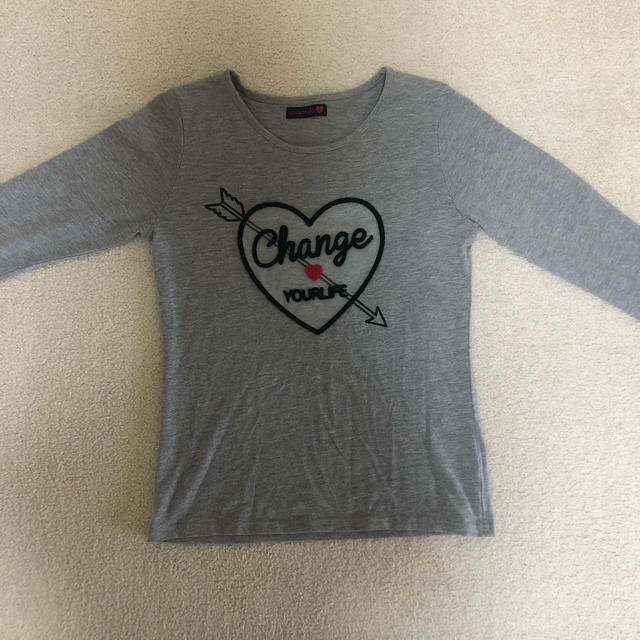 lovetoxic(ラブトキシック)のLovetoxic L カットソー ロンＴ レディースのトップス(カットソー(長袖/七分))の商品写真