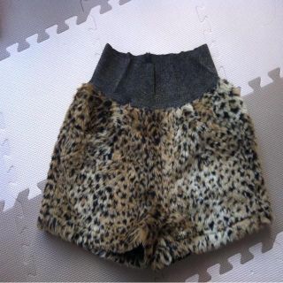 ダブルシー(WC)のWC ヒョウ柄もこもこパンツ(ショートパンツ)
