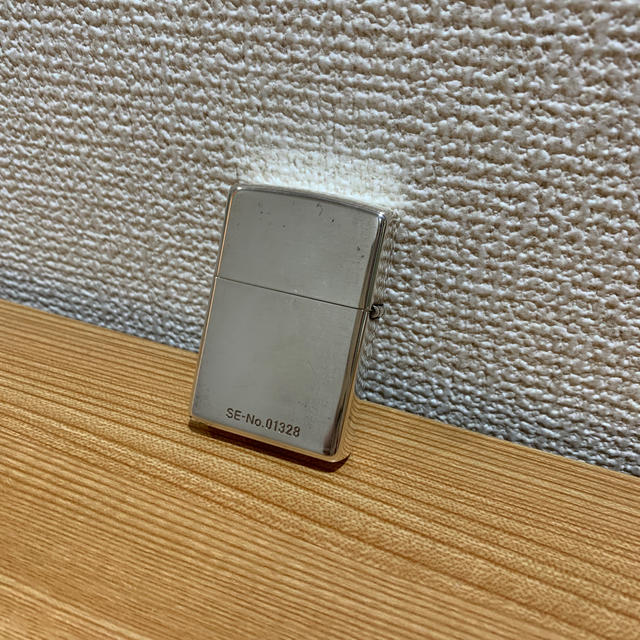 ZIPPO(ジッポー)のzippo 非売品 中古箱付 メンズのファッション小物(タバコグッズ)の商品写真