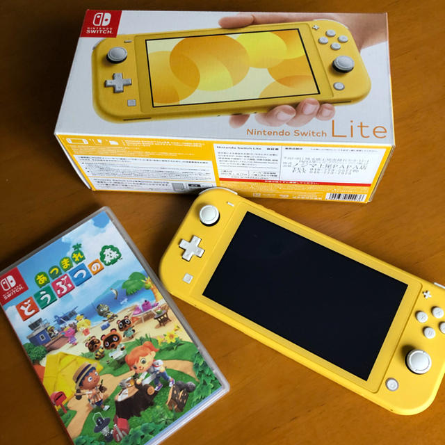 Nintendo Switch Lite イエロー、あつまれどうぶつの森セット