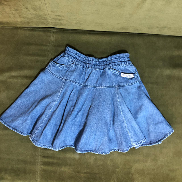 F.O.KIDS(エフオーキッズ)のデニムスカート　F.O KIDS キッズ/ベビー/マタニティのキッズ服女の子用(90cm~)(スカート)の商品写真