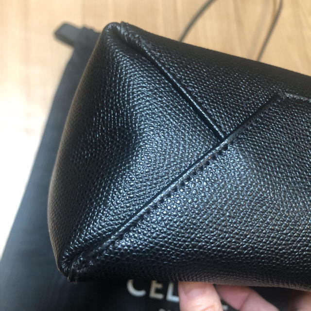 celine(セリーヌ)のセリーヌ  スモールカバ  黒 レディースのバッグ(トートバッグ)の商品写真