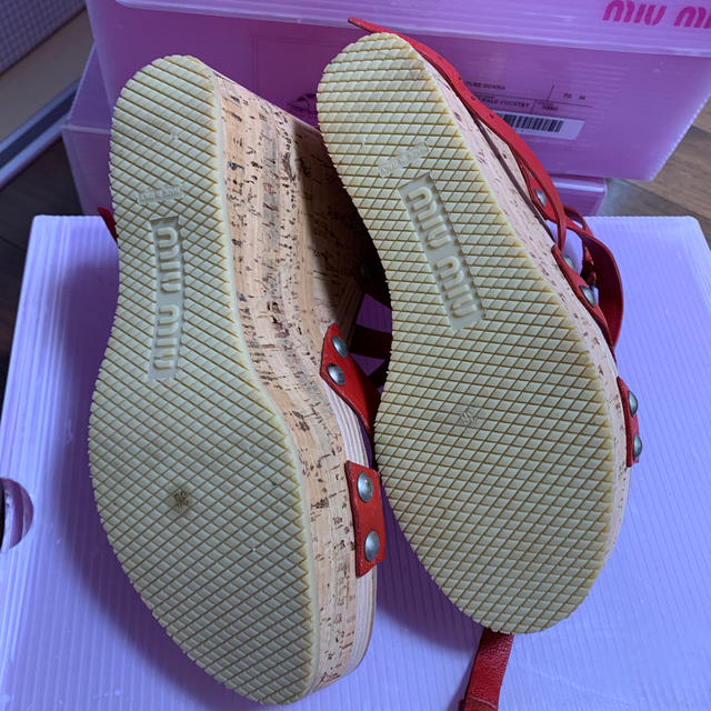 miumiu(ミュウミュウ)のミュウミュウmiumiuサンダル レディースの靴/シューズ(サンダル)の商品写真