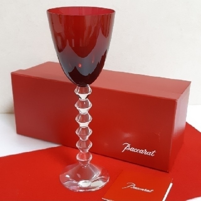 Baccarat(バカラ)のバカラ ベガ フォルテシモ ワイングラス レッド インテリア/住まい/日用品のキッチン/食器(食器)の商品写真