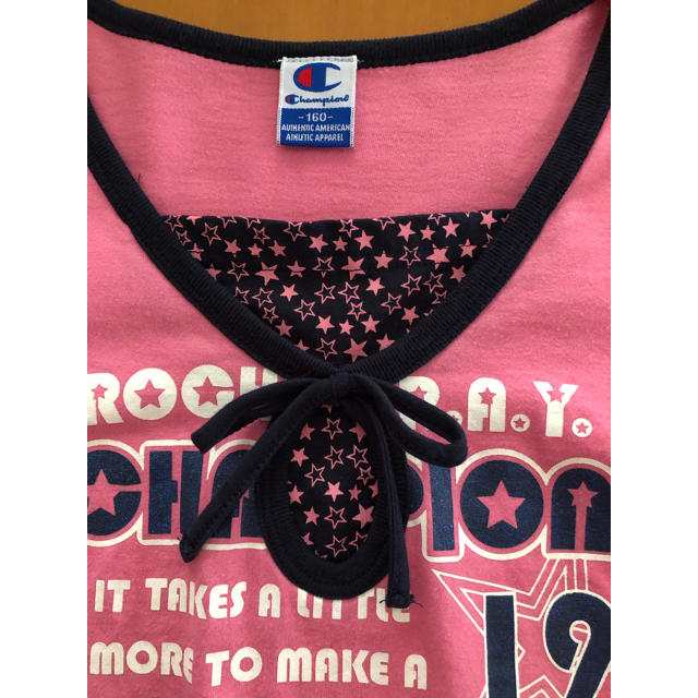 Champion(チャンピオン)のチャンピオン　Tシャツ　カットソー　160 キッズ/ベビー/マタニティのキッズ服女の子用(90cm~)(Tシャツ/カットソー)の商品写真