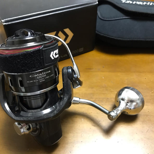 DAIWA(ダイワ)のダイワ　16キャタリナ4000H スポーツ/アウトドアのフィッシング(リール)の商品写真