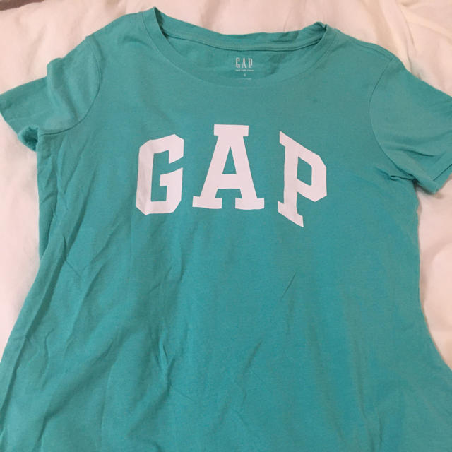 GAP(ギャップ)のGAP レディースのトップス(Tシャツ(半袖/袖なし))の商品写真