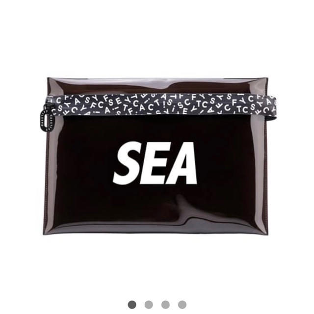 WIND AND SEA MACBOOK SLEEVE / BLACK