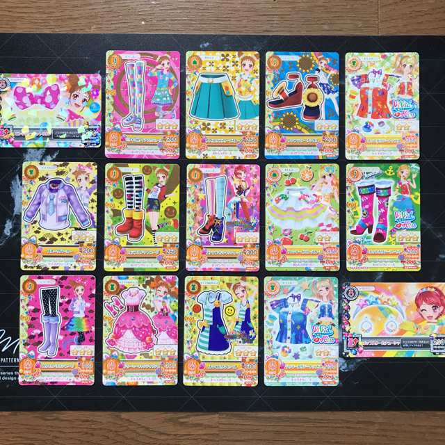 アイカツ!(アイカツ)のアイカツ ♣︎ポップ 不揃いコーデ【42枚まとめ売り】 エンタメ/ホビーのトレーディングカード(その他)の商品写真