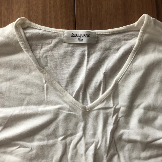 EDIFICE(エディフィス)のエディフィス　長袖 Vネックカットソー　白 メンズのトップス(Tシャツ/カットソー(七分/長袖))の商品写真