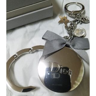 クリスチャンディオール(Christian Dior)の新品未使用　クリスチャンディオール　バッグハンガー(キーホルダー)