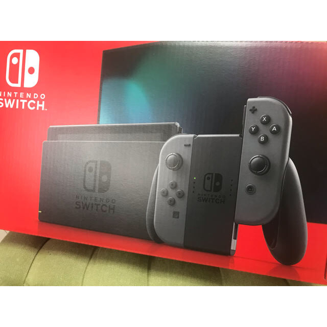 任天堂 - 新型 Nintendo Switch グレーの通販 by y ︎｜ニンテンドウならラクマ