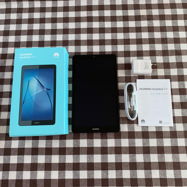 HUAWEI MediaPad T3 7インチ（充電コードあり）