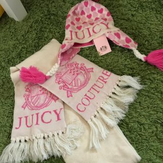 ジューシークチュール(Juicy Couture)のjuicy couture マフラーとニット帽　お値下げ(マフラー/ショール)