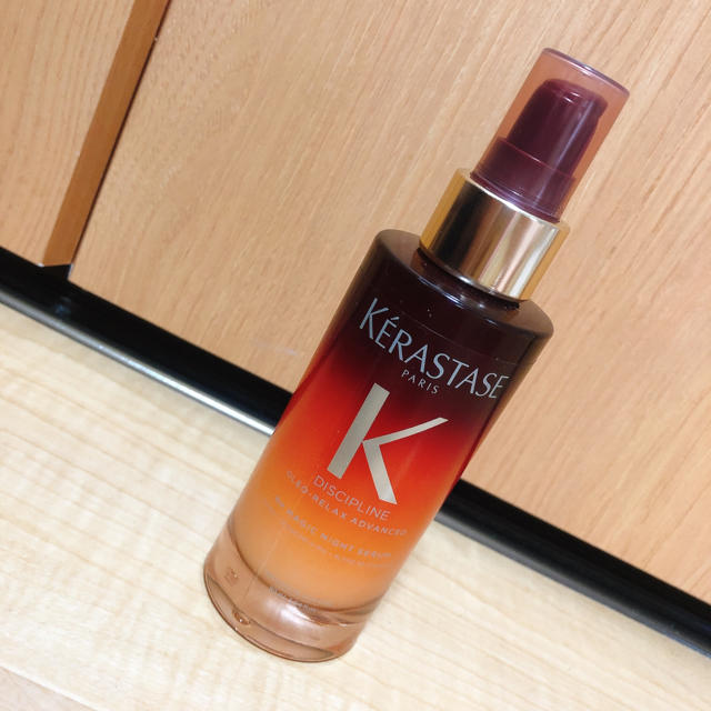 KERASTASE(ケラスターゼ)のケラスターゼ　オレオリラックスマジックナイトセラム〈洗い流さないトリートメント〉 コスメ/美容のヘアケア/スタイリング(オイル/美容液)の商品写真